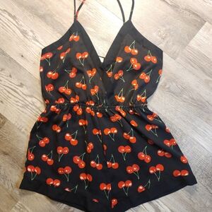 Rockabilly Cherry Shorts Romper Sz Small